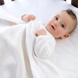 Bassinet-Fitted-Sheet3